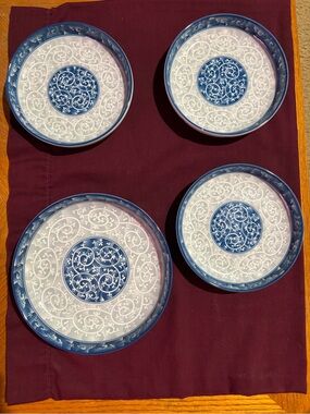 Vintage Seokchon Loko "Sweet Porcelain" Set of 4 shallow bowls